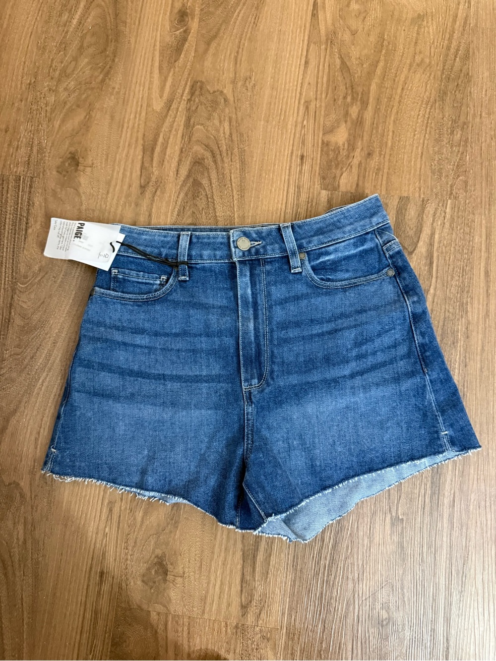 NWT Paige Margot denim shorts in Vienne size 27